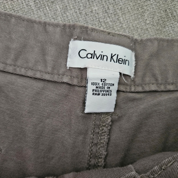 Calvin Klein Shorts - Picture 2 of 3